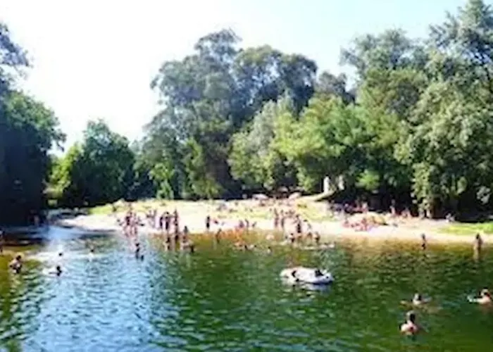 Casa Da Cavada - 6 Quartos-rooms 펜션